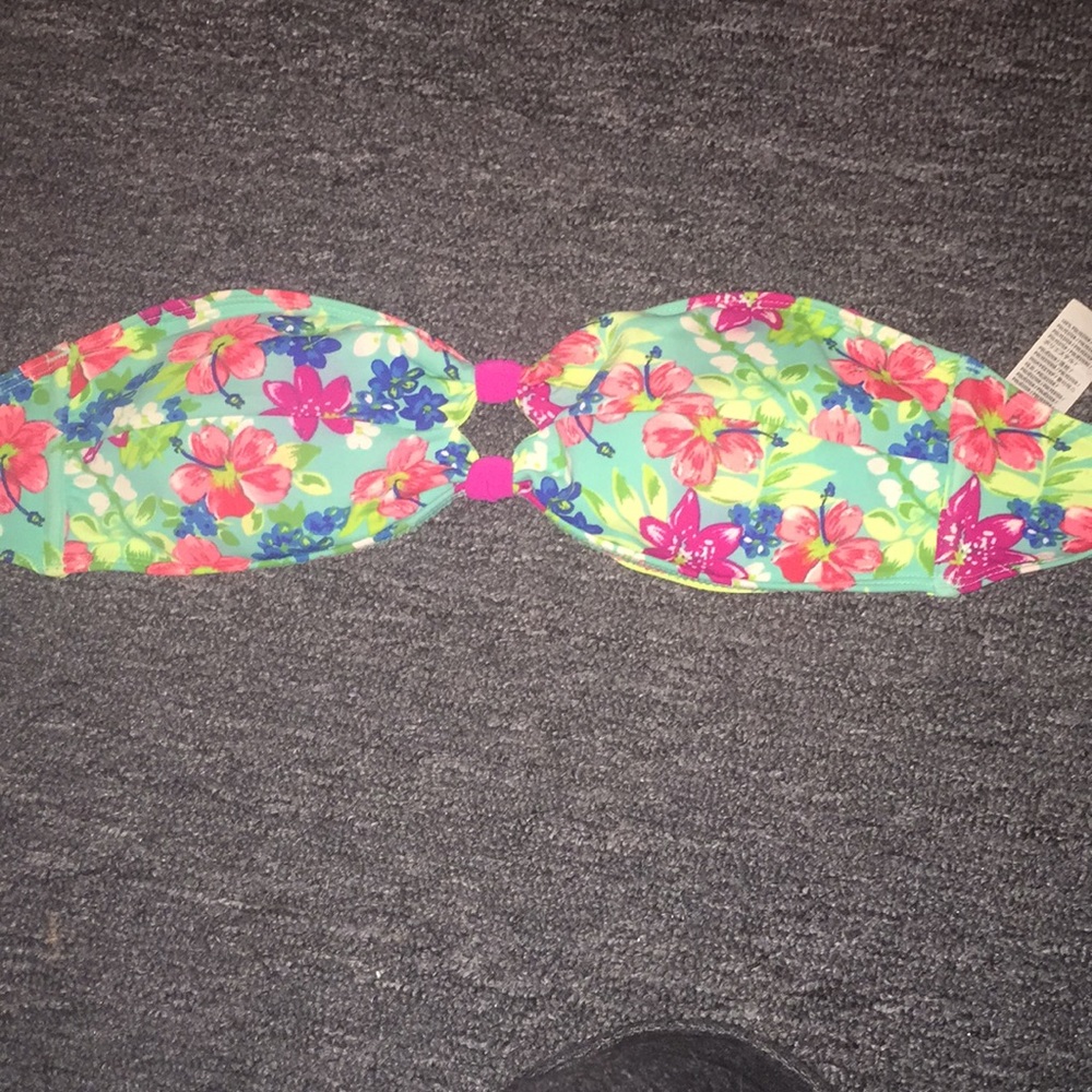 Hollister swim suit top